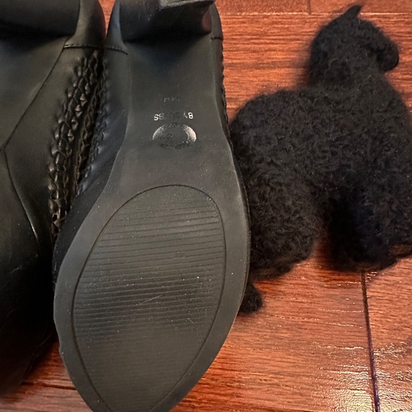 G by Guess Black Woven 6.5 Cera Platform heel - Picture 8 of 10